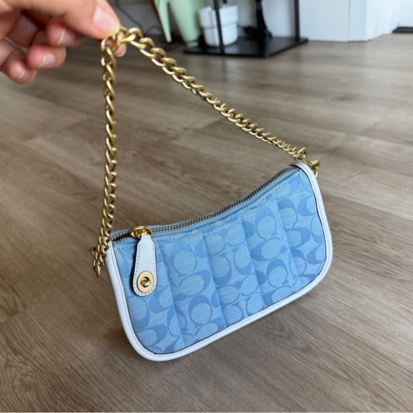 Coach Logo Handbag - Picture 6 of 13